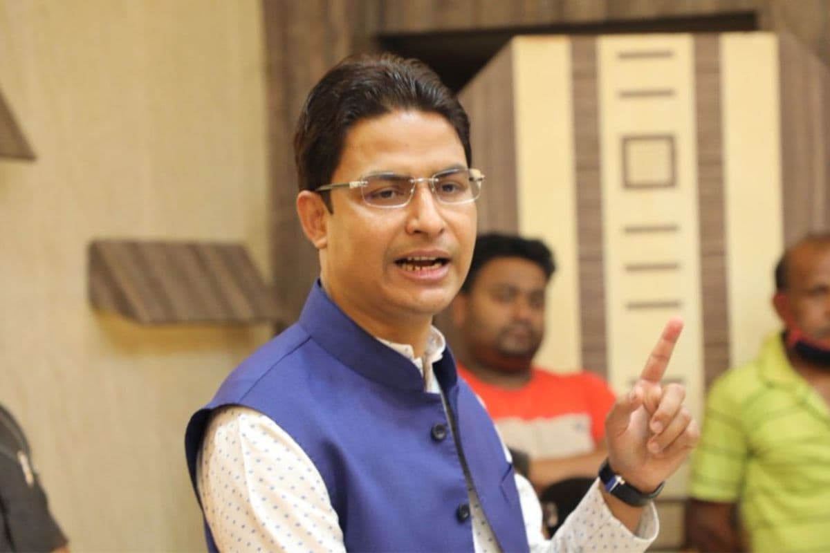 Lok Sabha Election 2024 : दार्जिलिंग के भाजपा उम्मीदवार राजू बिष्टा ने कई बूथों पर दोबारा चुनाव की मांग की