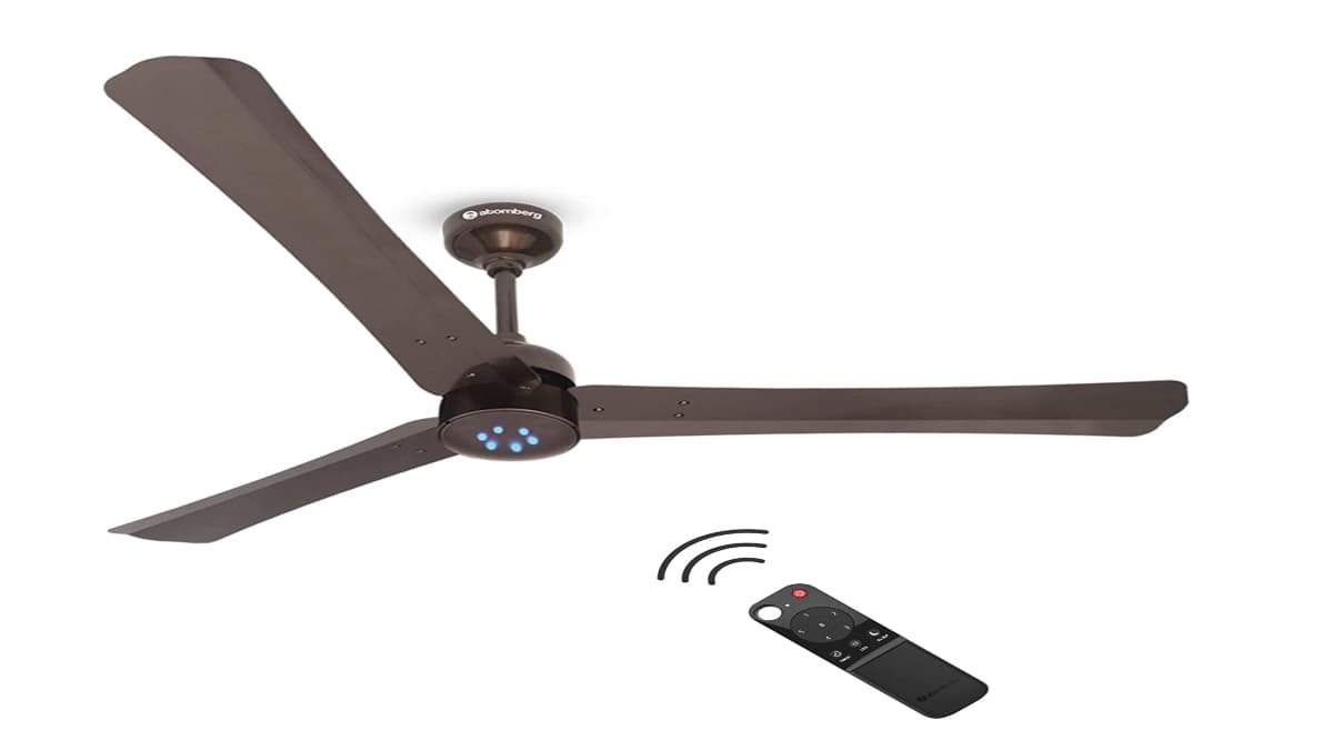 Remote Fan: बेड पर लेटे हुए कंट्रोल करें पंखे की स्पीड, जोरदार एयर थ्रो के सामने कूलर भी फेल Remote Fan: बेड पर लेटे हुए कंट्रोल करें पंखे की स्पीड, जोरदार एयर थ्रो के सामने कूलर भी फेल