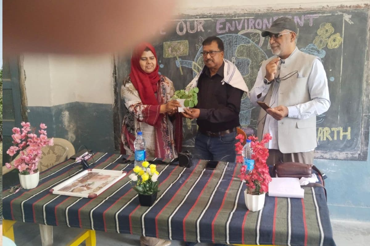 बिहार के गौरैया मैन संजय कुमार बोले, प्लास्टिक को रोजमर्रा की जिंदगी से निकालें बाहर, पक्षियों के लिए करें दाना-पानी की व्यवस्था