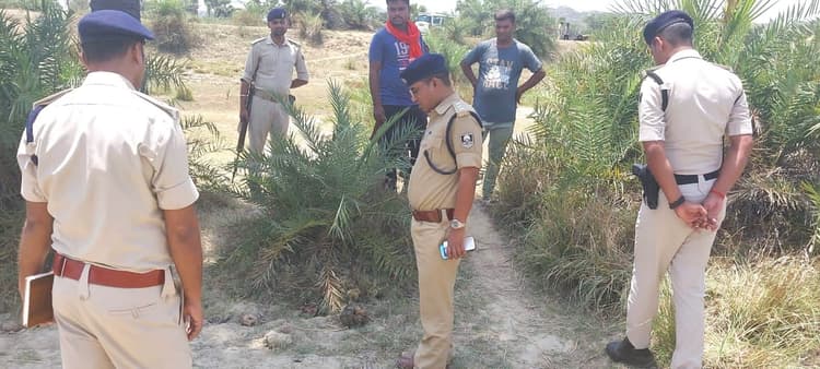 बिहार के औरंगाबाद में युवक की हत्या, बेरहमी से पीटने के बाद आंख फोड़ा, शव मिलने से फैली सनसनी..