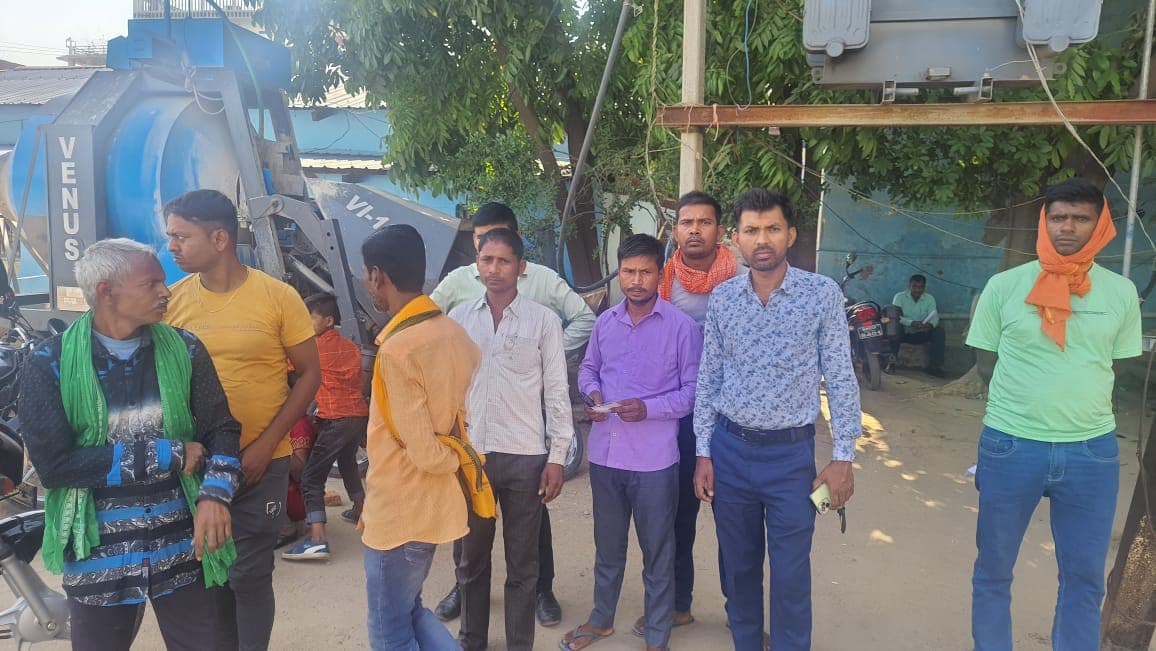 बिहार के औरंगाबाद में ट्रक ने बाइक सवारों को रौंदा, महिला की मौत, परिवार के दो लोग जख्मी..