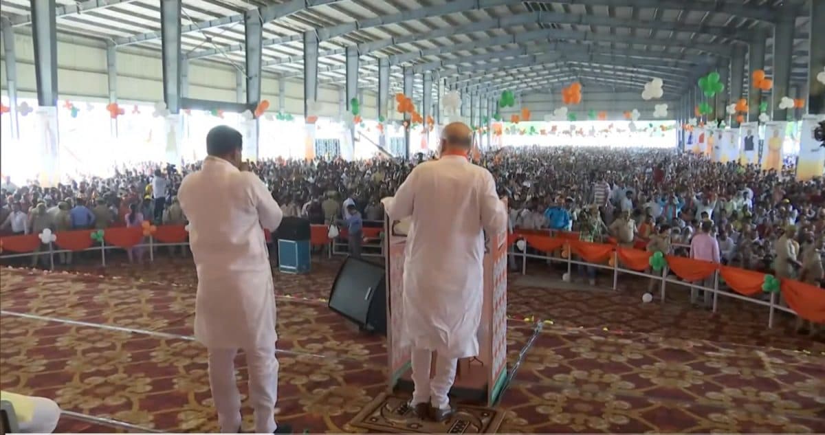 Lok Sabha Election 2024: इटावा में अमित शाह की हुंकार, कहा दो चरणों बीजेपी सेंचुरी मार रही