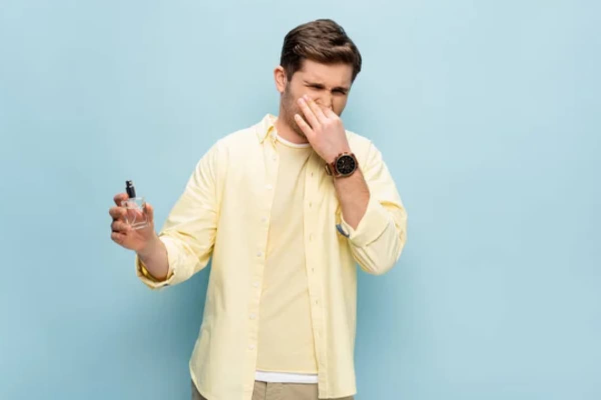 How to: गर्मियों में शरीर से आती है दुर्गंध? अपनाएं ये 6 आसान तरीके