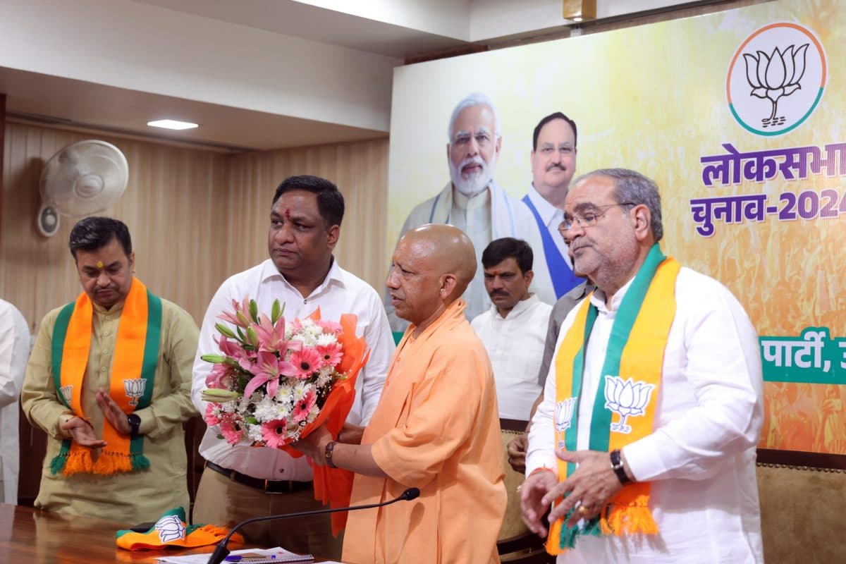 Lok Sabha Election 2024: कांग्रेस एससी, एसटी, ओबीसी के आरक्षण में कटौती कर अल्पसंख्यकों को देने की तैयारी में-सीएम योगी