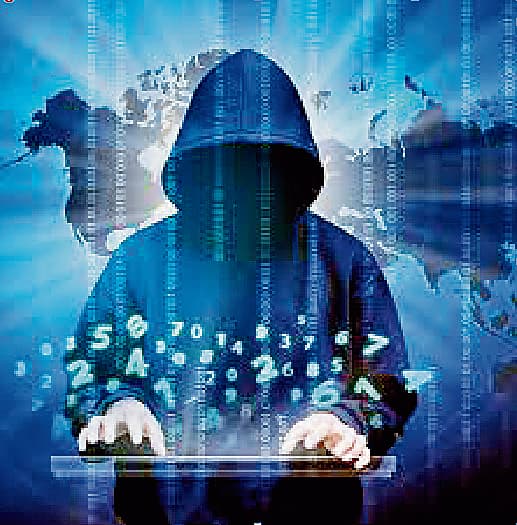 साइबर अपराधी पुलिस बनकर केस में फंसा जेल भेजने की देता था धमकी, ऐसे सामने आया पूरा मामला