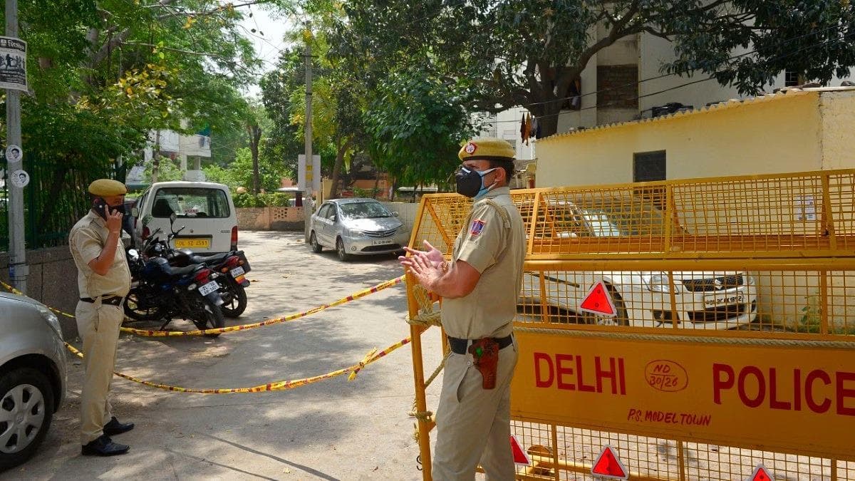 Viral Video: नियम तोड़नेवालों पर कभी भरोसा न करें, दिल्ली पुलिस ने स्टंटबाज लड़कों का वीडियो शेयर कर दिया खास संदेश