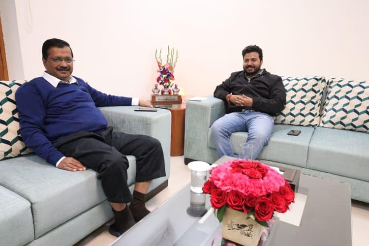 दिल्ली शराब घोटाला मामले में अब 'आप' नेता दुर्गेश पाठक को ईडी ने भेजा समन