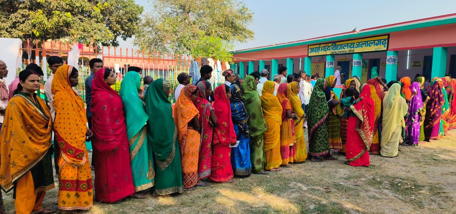 बिहार का वोट प्रतिशत दूसरे फेज में UP-MP और महाराष्ट्र से बेहतर रहा, पहले चरण से 10 प्रतिशत अधिक हुआ मतदान