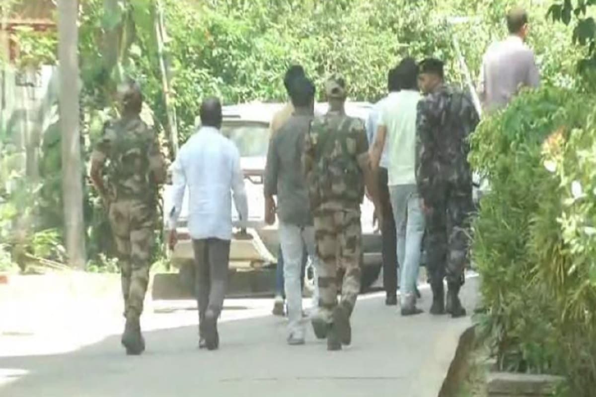 जमीन घोटाला मामले में गिरफ्तार JMM नेता अंतु तिर्की समेत 4 लोगों के रिमांड पर फैसला कल