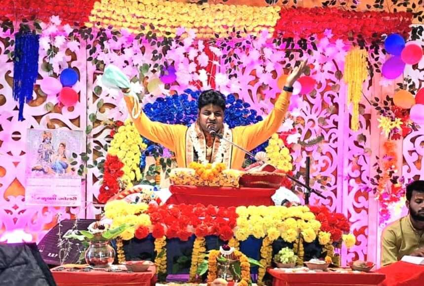 आचार्य हुकुम भारद्वाज महाराज ने सुनाया श्रीराम का जन्मोत्सव प्रसंग