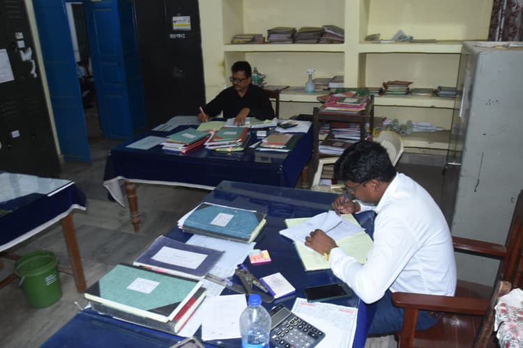 देवघर में कल्याणकारी योजनाओं की पूरी राशि नहीं हो पायी खर्च, 31 मार्च को 32 करोड़ सरेंडर