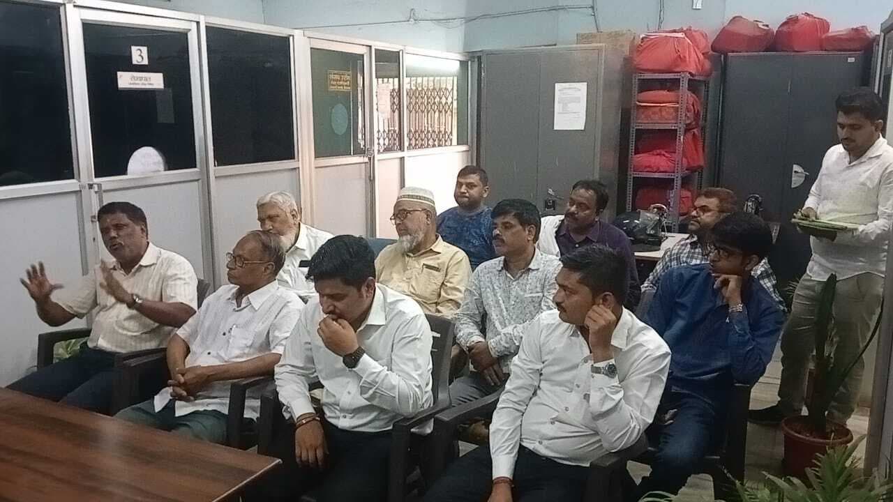 मानगो निगम ने सोसाइटी मालिकों के बीच चलाया मतदाता जागरूकता अभियान