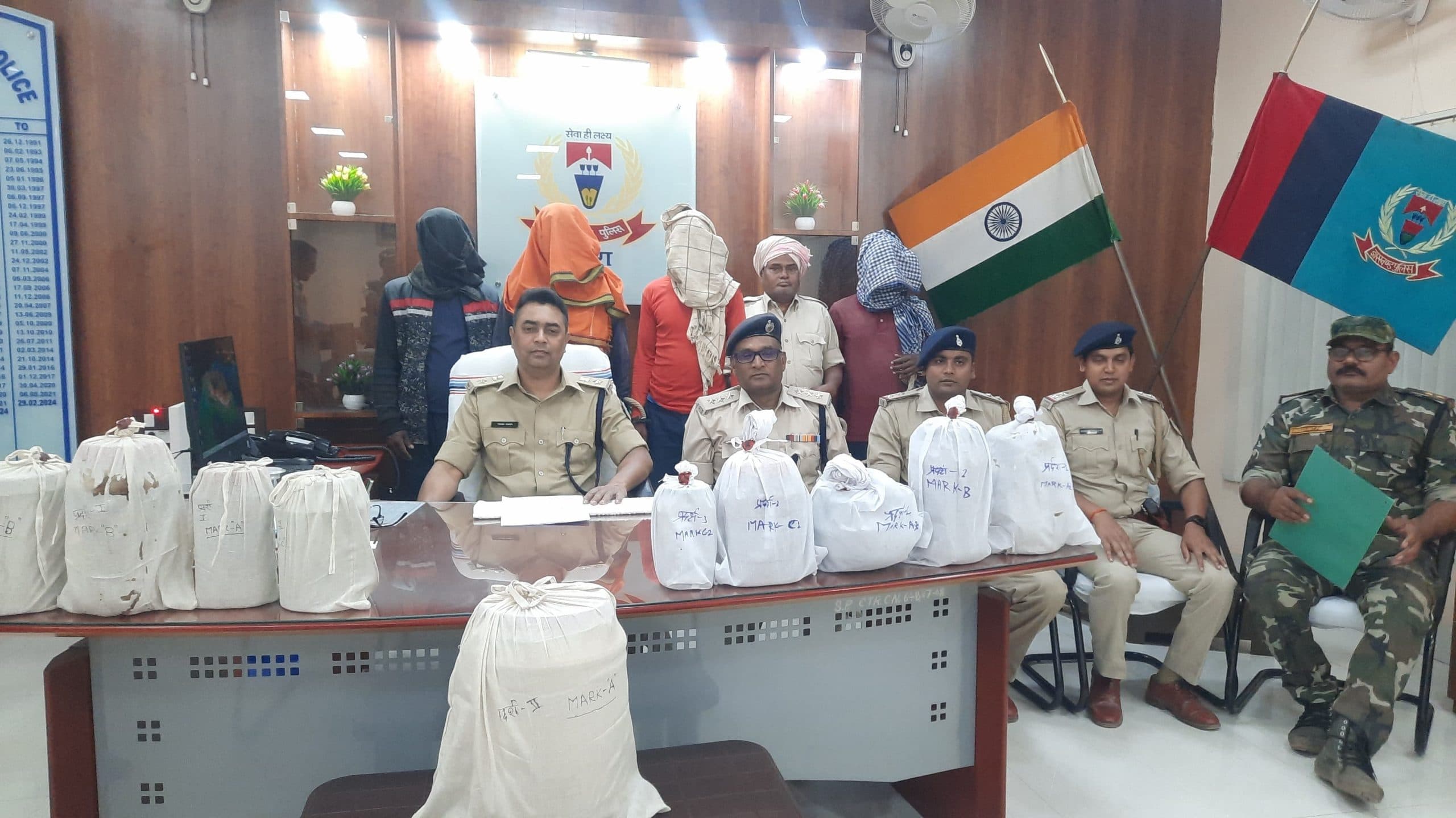 दो करोड़ 30 लाख के अफीम व डोडा के साथ चार तस्कर गिरफ्तार