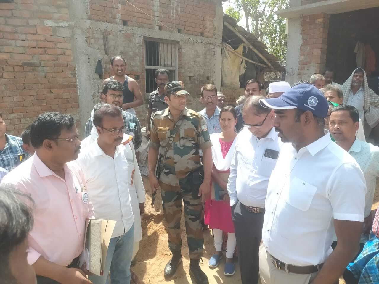 उपायुक्त ने की अबुआ आवास योजना की स्थल जांच