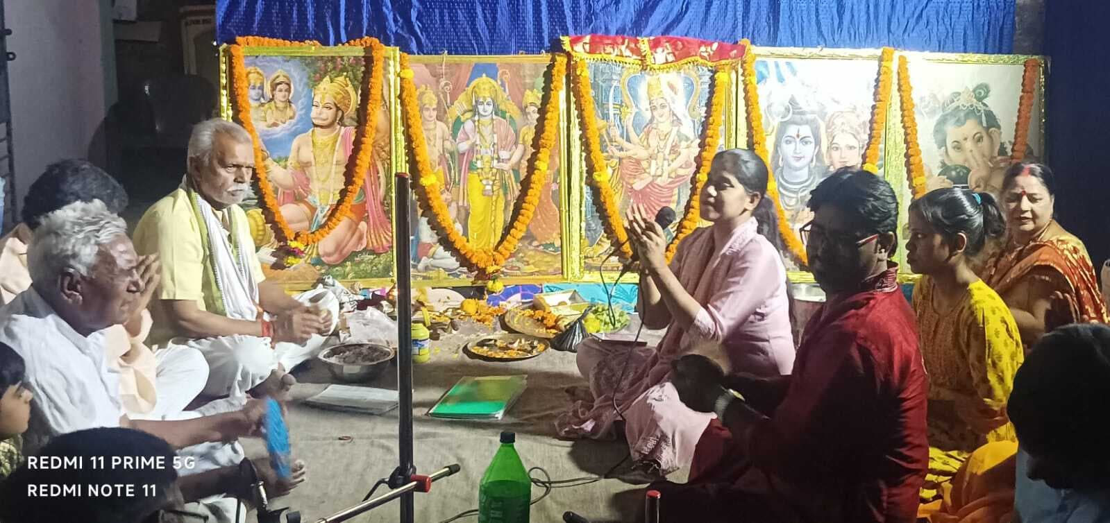 शिव गौरा के लाडले गणेश जी मेरे अंगना पधारों ... पर झूमे श्रद्धालु