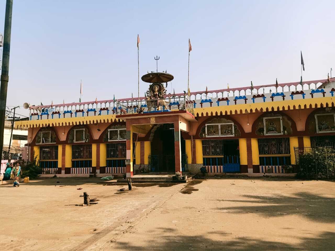 अंग्रेजों के जमाने से हो रही है गावां में हो रही चैती दुर्गा पूजा