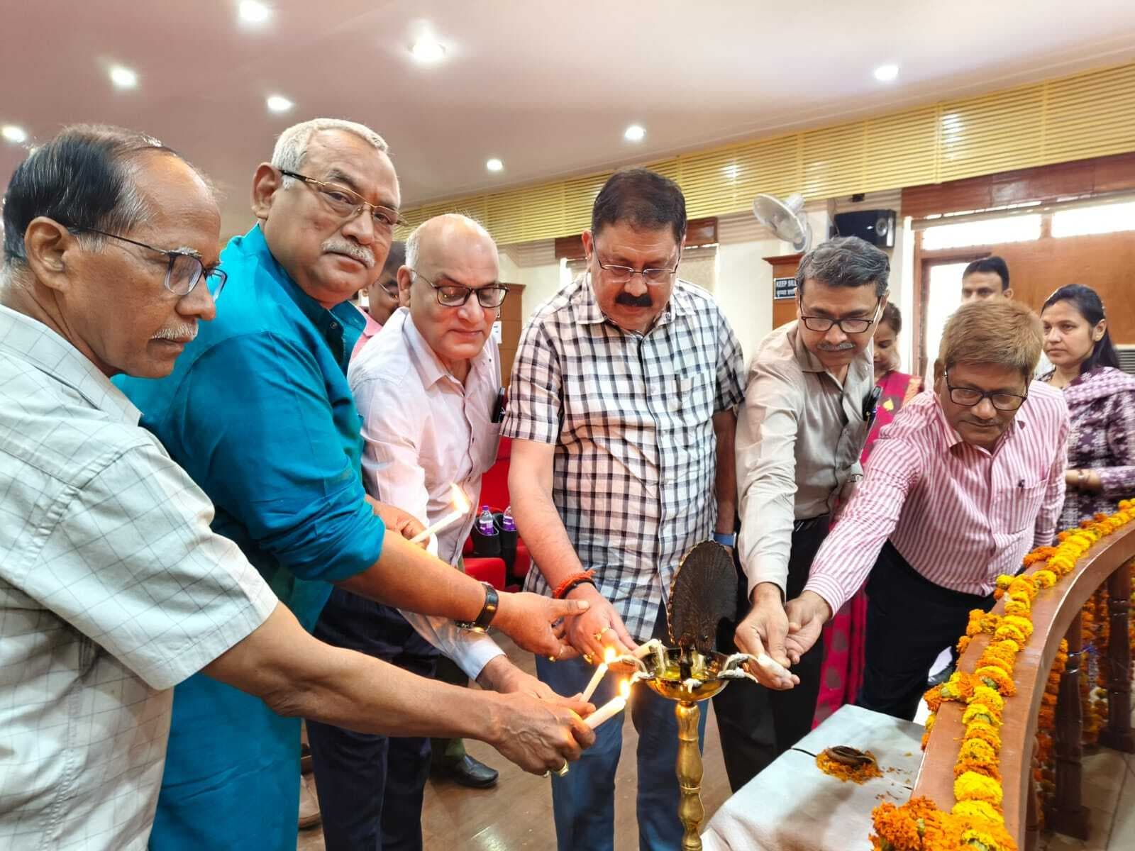 बाबू जगजीवन राम देश के दिग्गज राष्ट्रीय नेताओं में अग्रणी : कुलपति