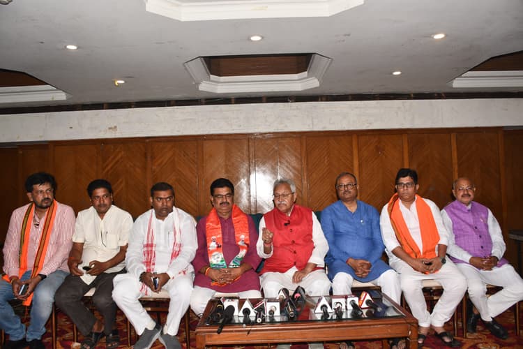 झारखंड में भाजपा 14 में 14 सीटें जीतेगी : वाजपेयी