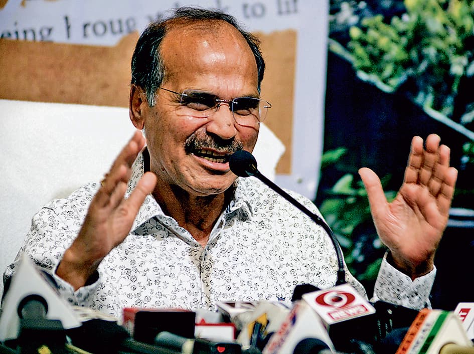 सरकार के इशारे पर हुआ एनआइए टीम पर हमला : अधीर