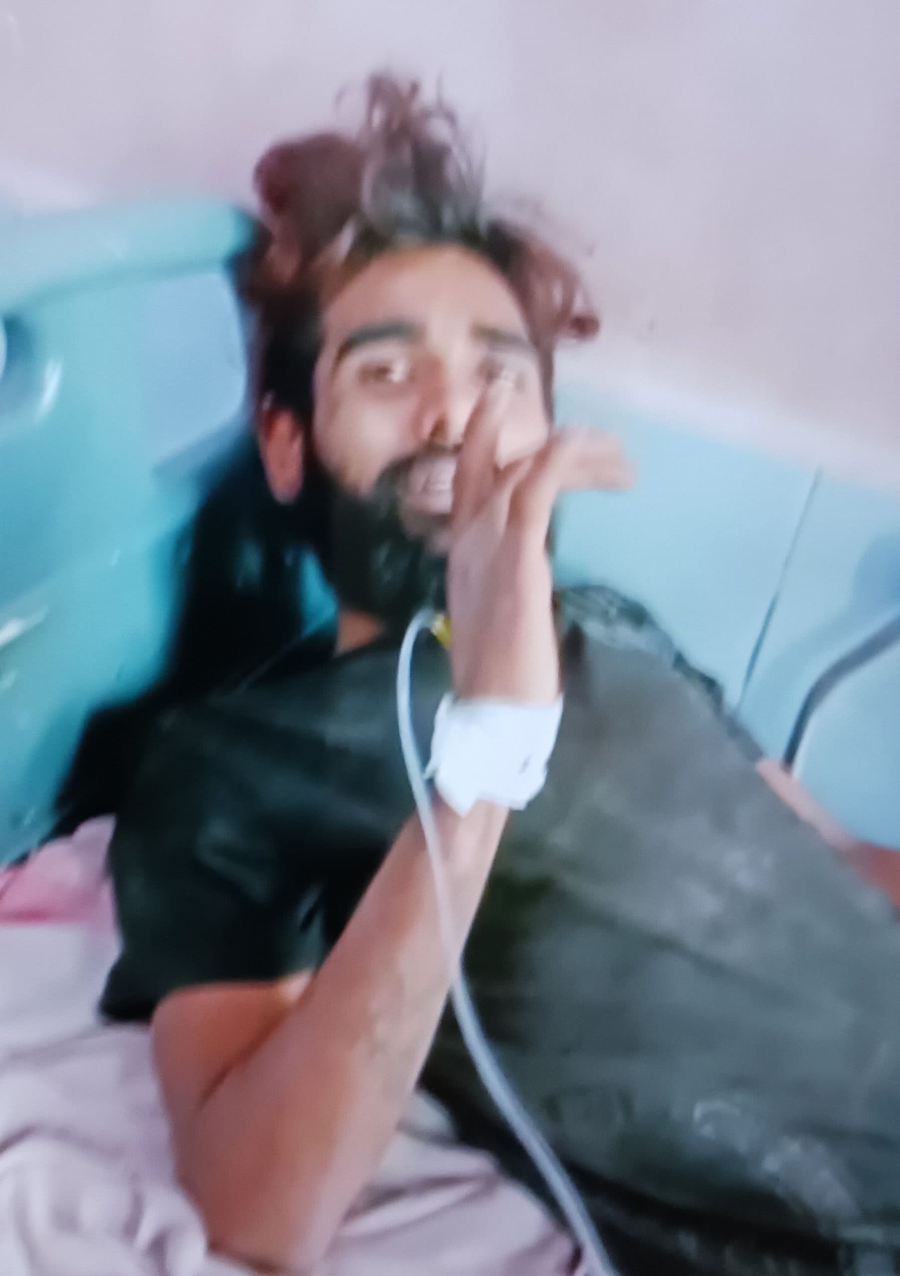 - झरिया पुलिस हिरासत में बाइक चोर गिरोह के सरगना ने खाया नशीला पदार्थ, तबीयत बिगड़ी