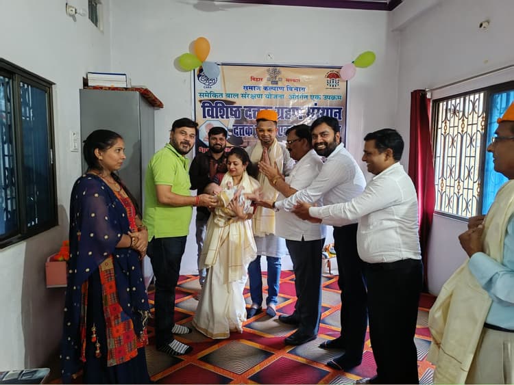 कोलकाता के नि:संतान दंपति की सूनी गोद भरी, वर्षों की मुराद मधुबनी में हुई पूरी