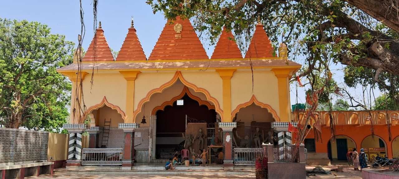 मां बृंदवासिनी मंदिर में 81 वर्षो से हो रही चैती दुर्गा पूजा