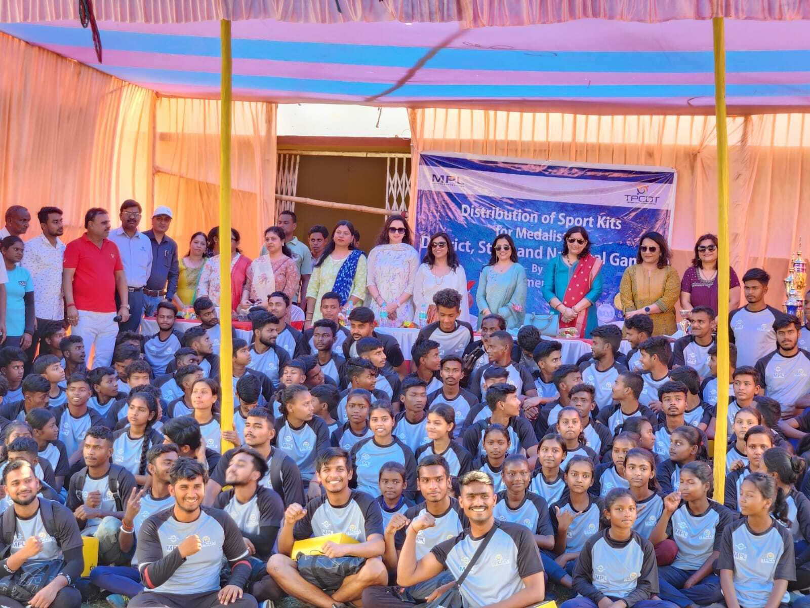 एमपीएल ने 214 खिलाड़ियों में बांटा स्पोर्ट्स किट