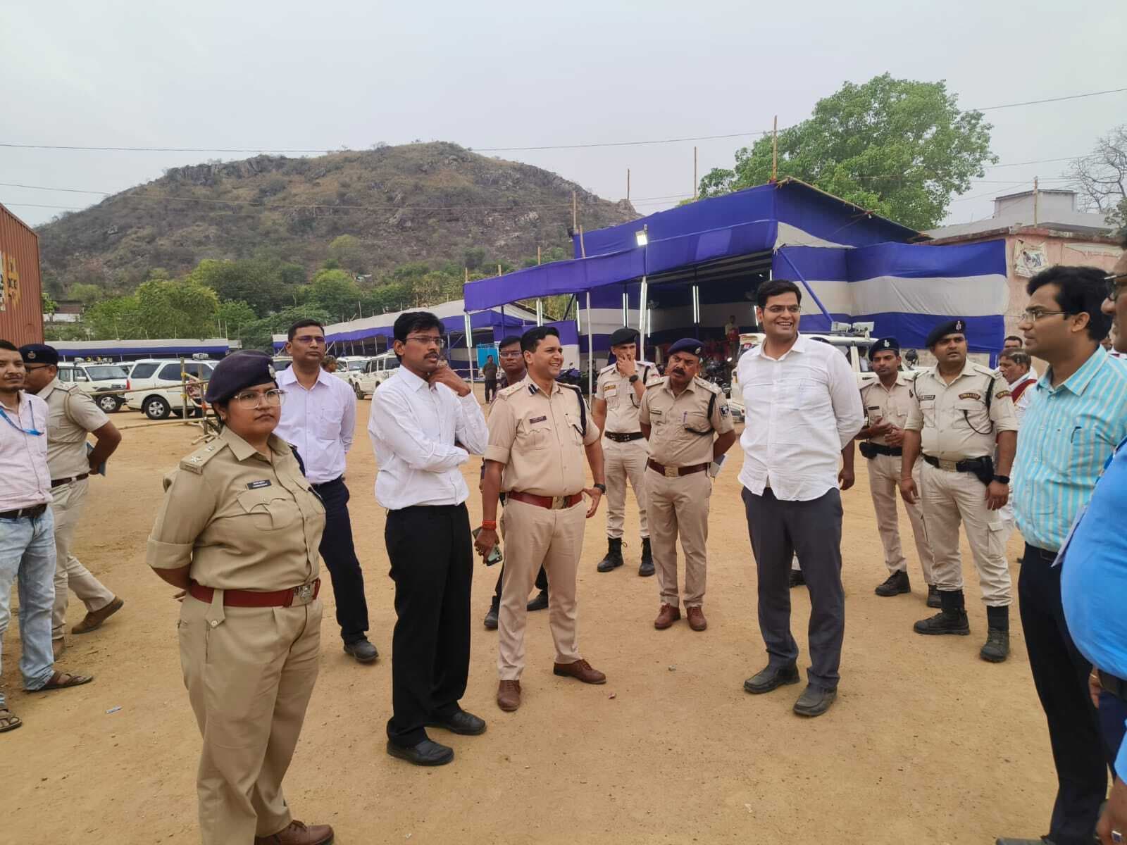 इवीएम डिस्पैच व रिसीविंग के लिए हर होंगे 10-10 काउंटर