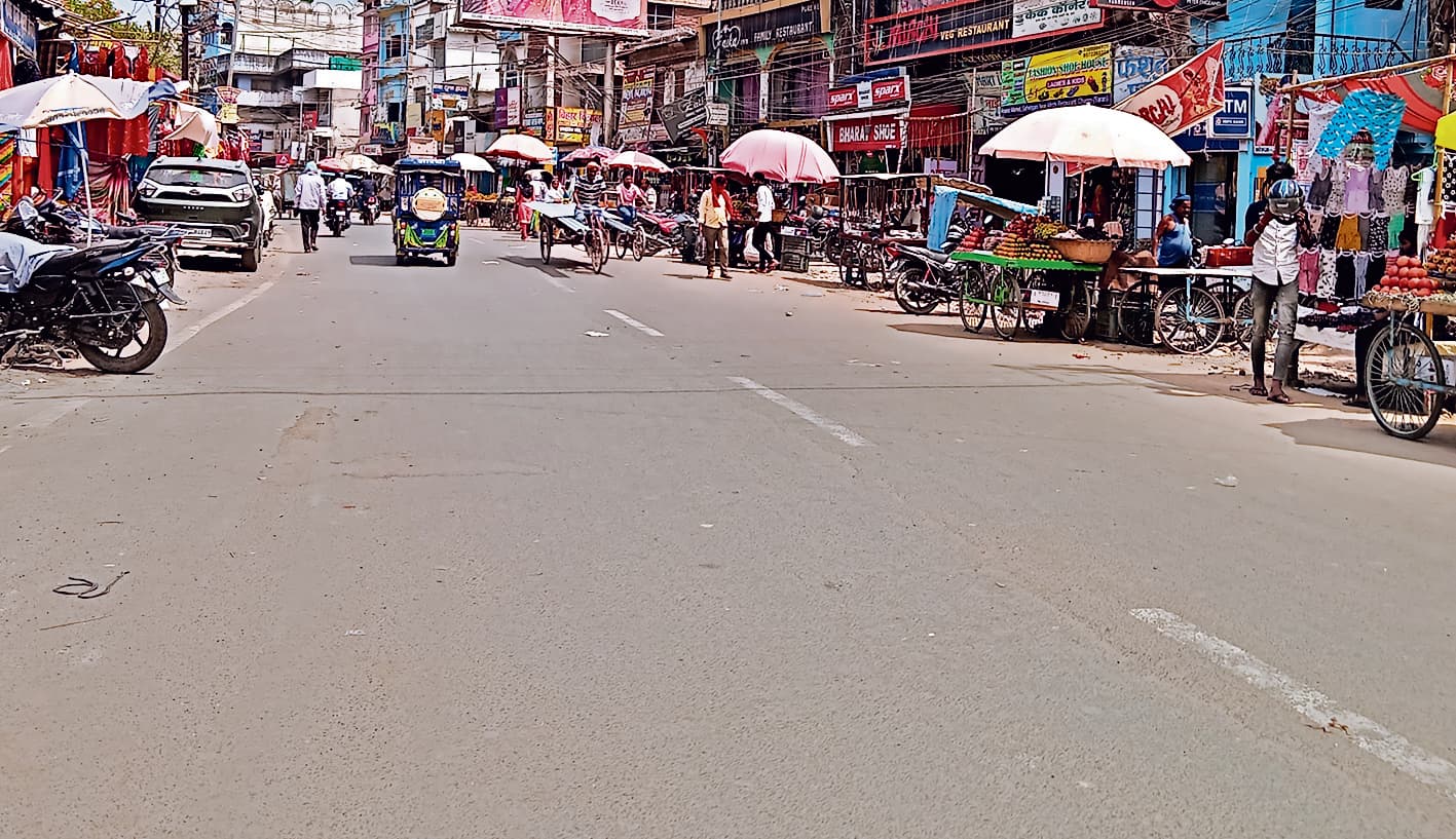 दिन भर चल रहीं गर्म हवाएं, लू की चपेट में आ रहे हैं लोग