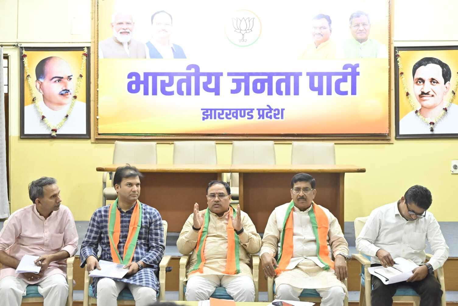 भाजपा कार्यकर्ता बूथ के कार्यों को धरातल पर उतारें : आदित्य साहू