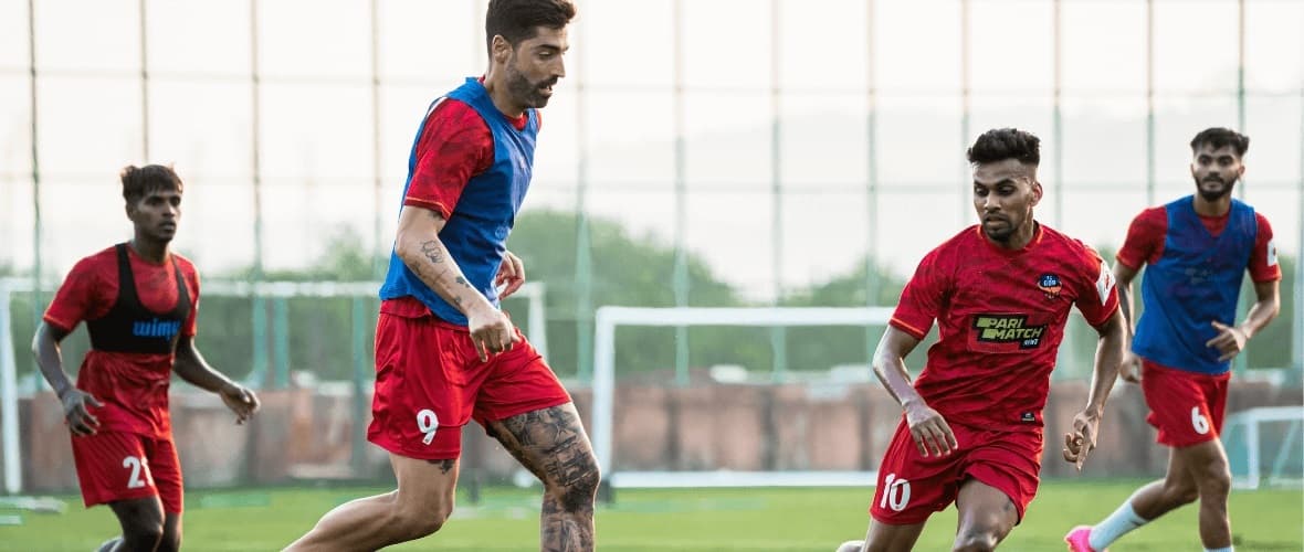 मुकाबले के लिए शहर पहुंची एफसी गोवा की टीम