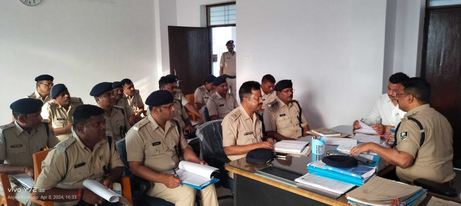 रामनवमी, चैती दुर्गा व ईद को लेकर झंडापुर थाने में शांति समिति की बैठक