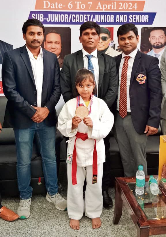 बिहार स्टेट कराटे चैंपियनशिप में झटके पदक