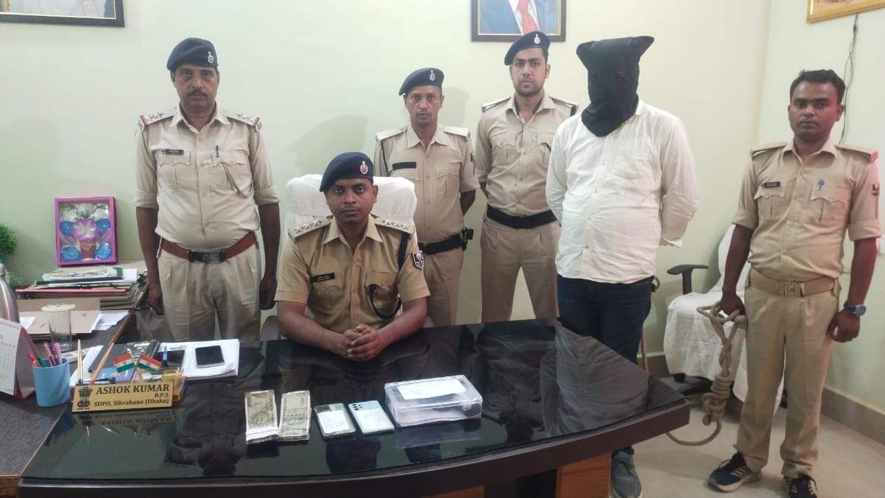 फाइनेंस कर्मी से 42 हजार की लूट में एक अपराधी हथियार के साथ गिरफ्तार