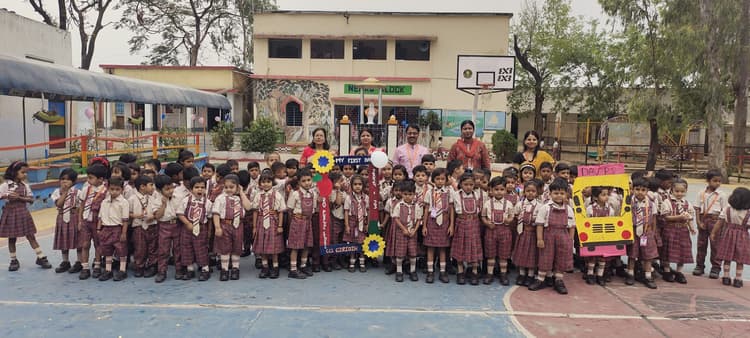 डीएवी सीसीएल में उत्साह के साथ नये सत्र की शुरुआत