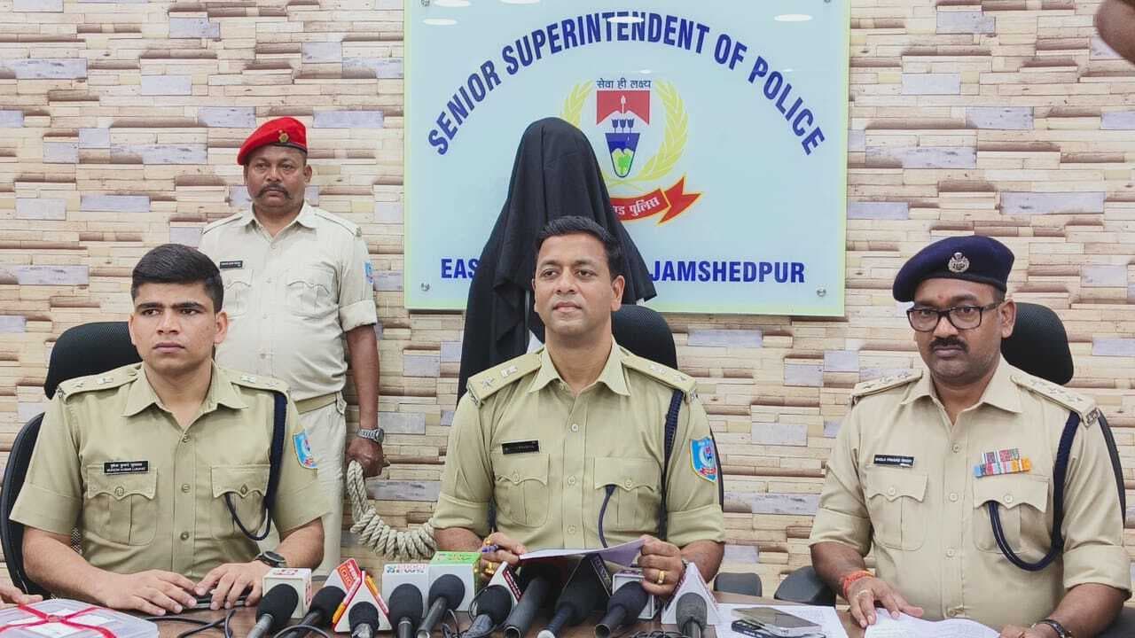 पवन यादव हत्याकांड का मुख्य आरोपी राहुल हथियार के साथ गिरफ्तार