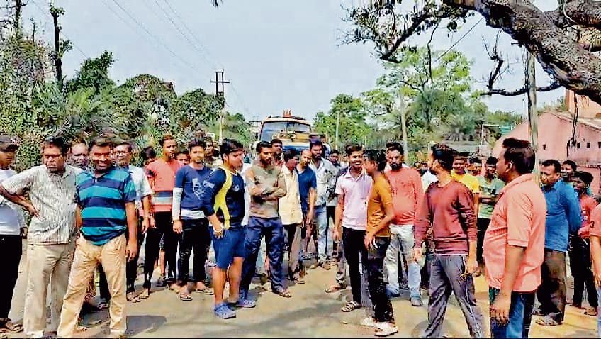 सांतुड़ी के बालीतोड़ा में पानी के लिए कोहराम