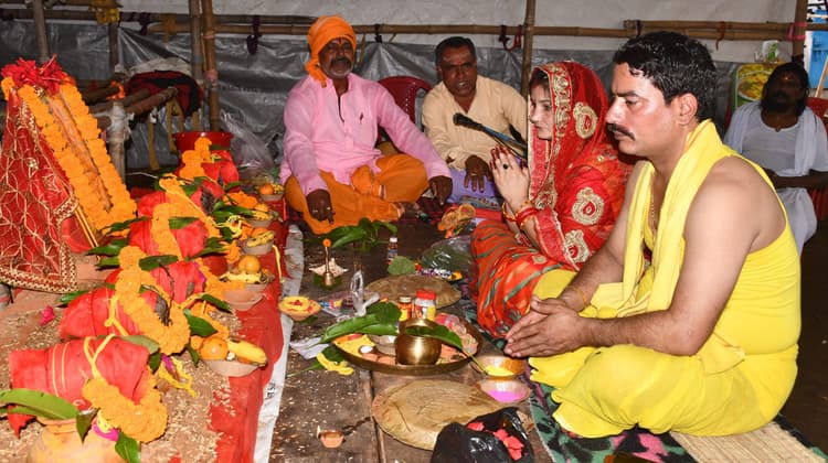 आदिशक्ति की आस्था और भक्ति में डूबा बोकारो