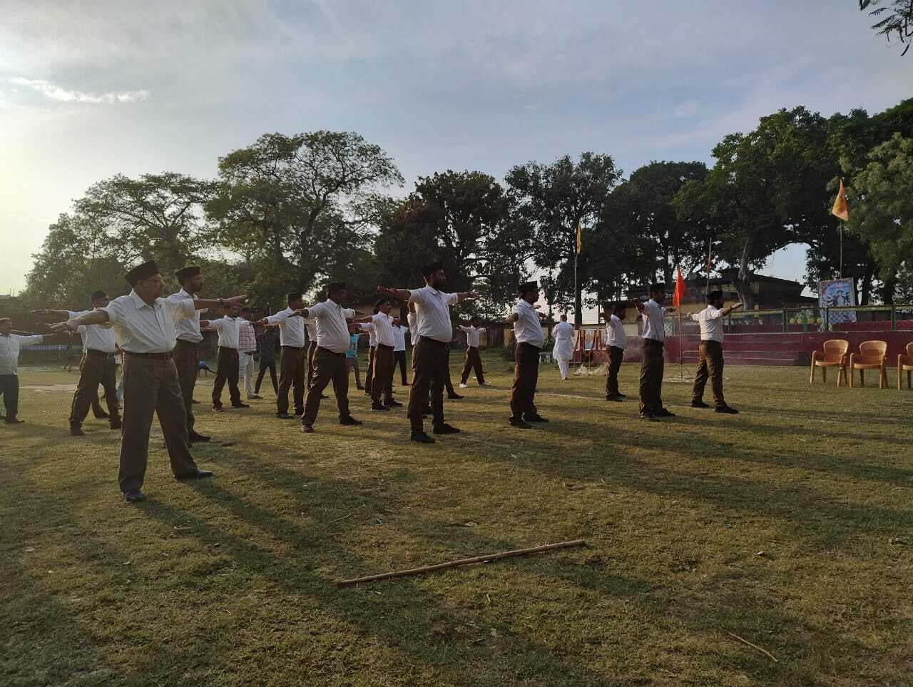 स्वयंसेवकों ने मनाया हिंदू नववर्ष, राष्ट्र निर्माण का लिया संकल्प