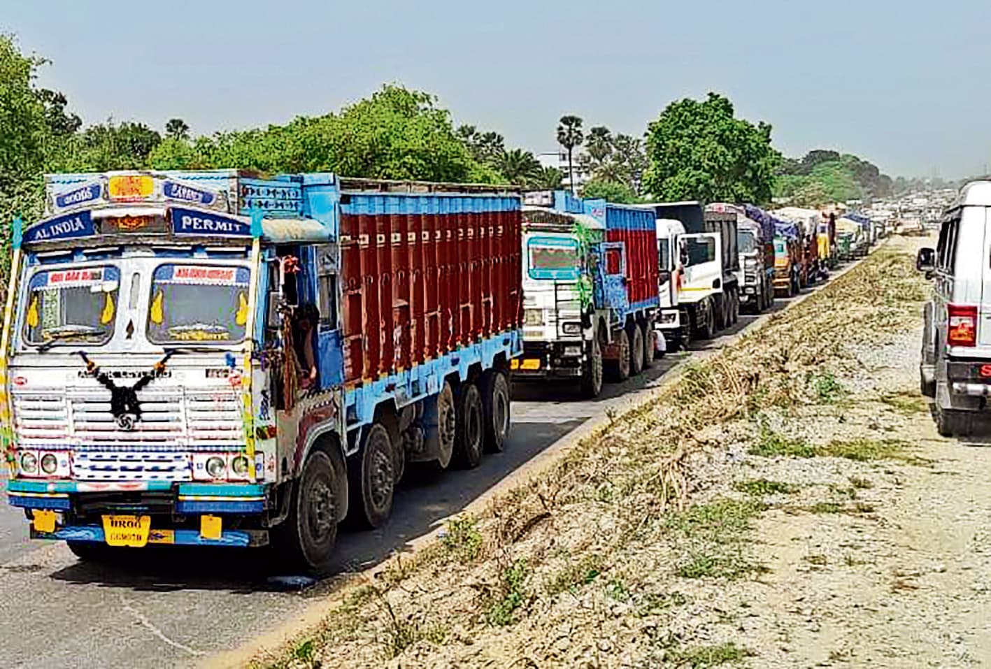 गंडक पुल पर फिर लगा महाजाम, गांधी सेतु पर भी जाम ने लोगों को रुलाया