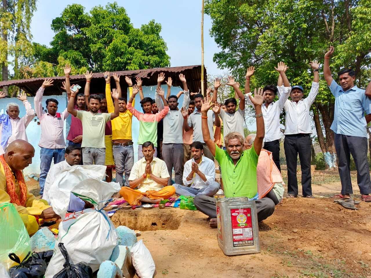 नये राम मंदिर के निर्माण को लेकर भूमि पूजन