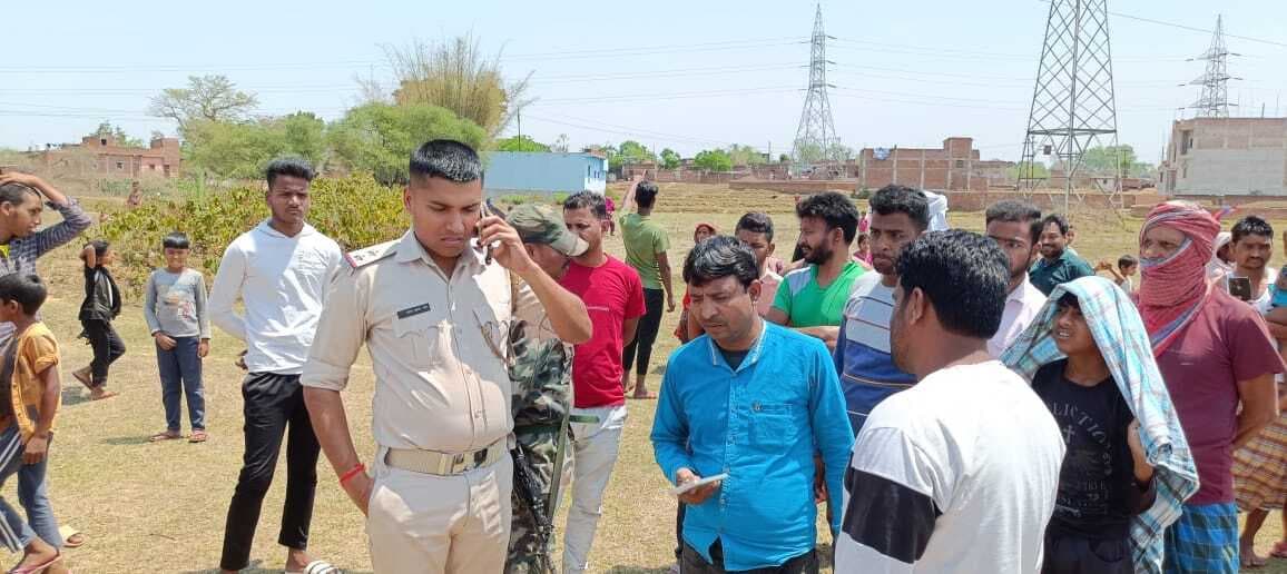 डढ़वा नदी में मिला शव, परिजन जता रहे हत्या की आशंका, पुलिस कह रही डूबने से हुई मौत