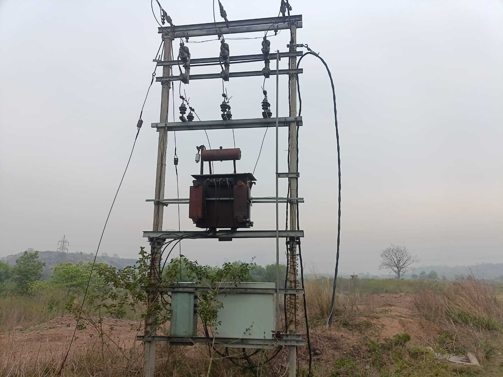 पहाड़पुर में चोरों ने 16 पोल केबल काटा, सिंचाई कार्य ठप