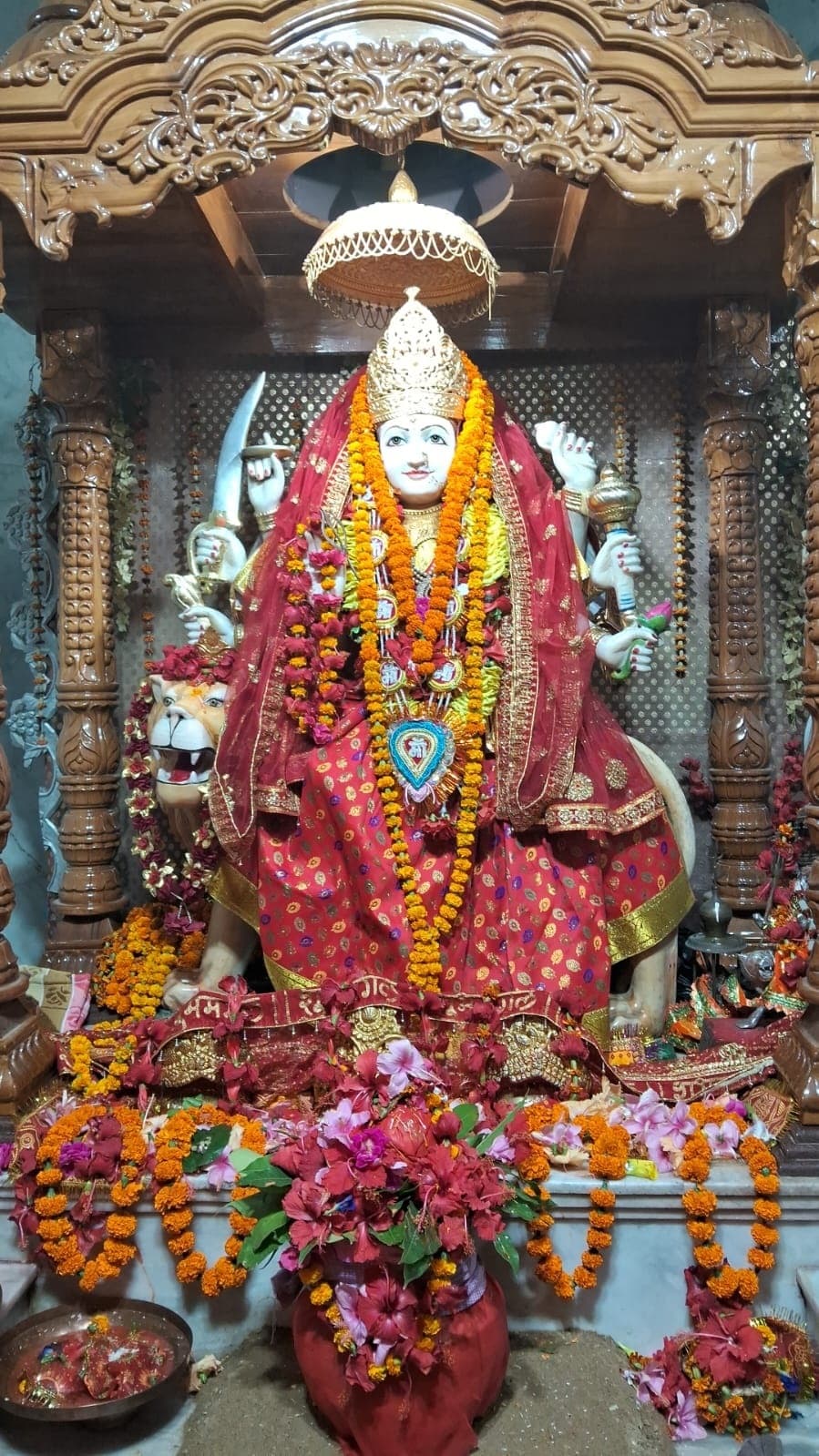 आज मां दुर्गा के पंचम स्वरूप देवी स्कंद माता की होगी पूजा