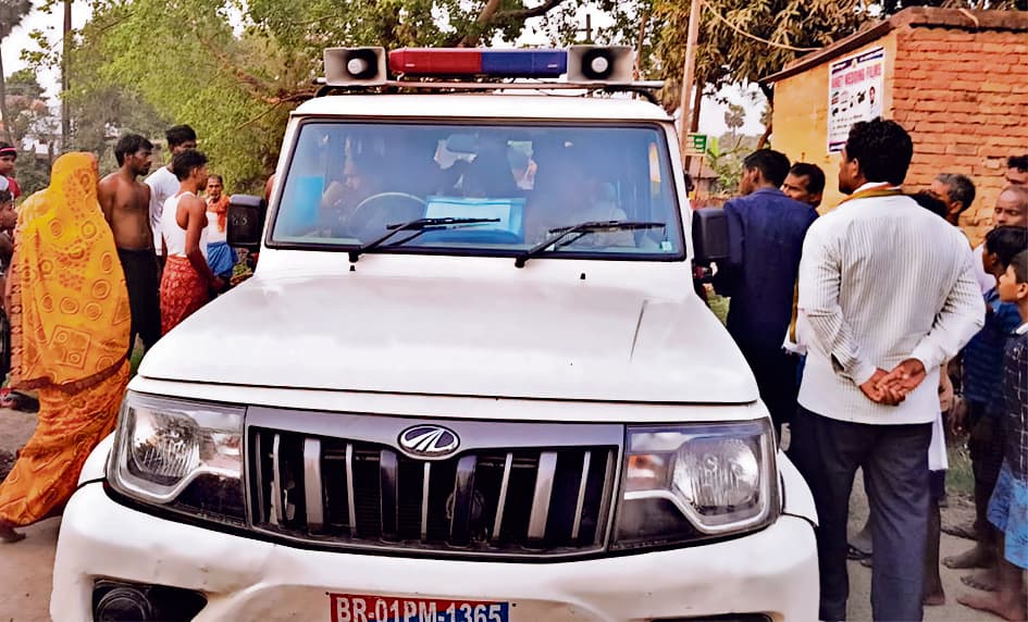 दहेज के लिए विवाहिता की हत्या कर शव गायब करने का आरोप