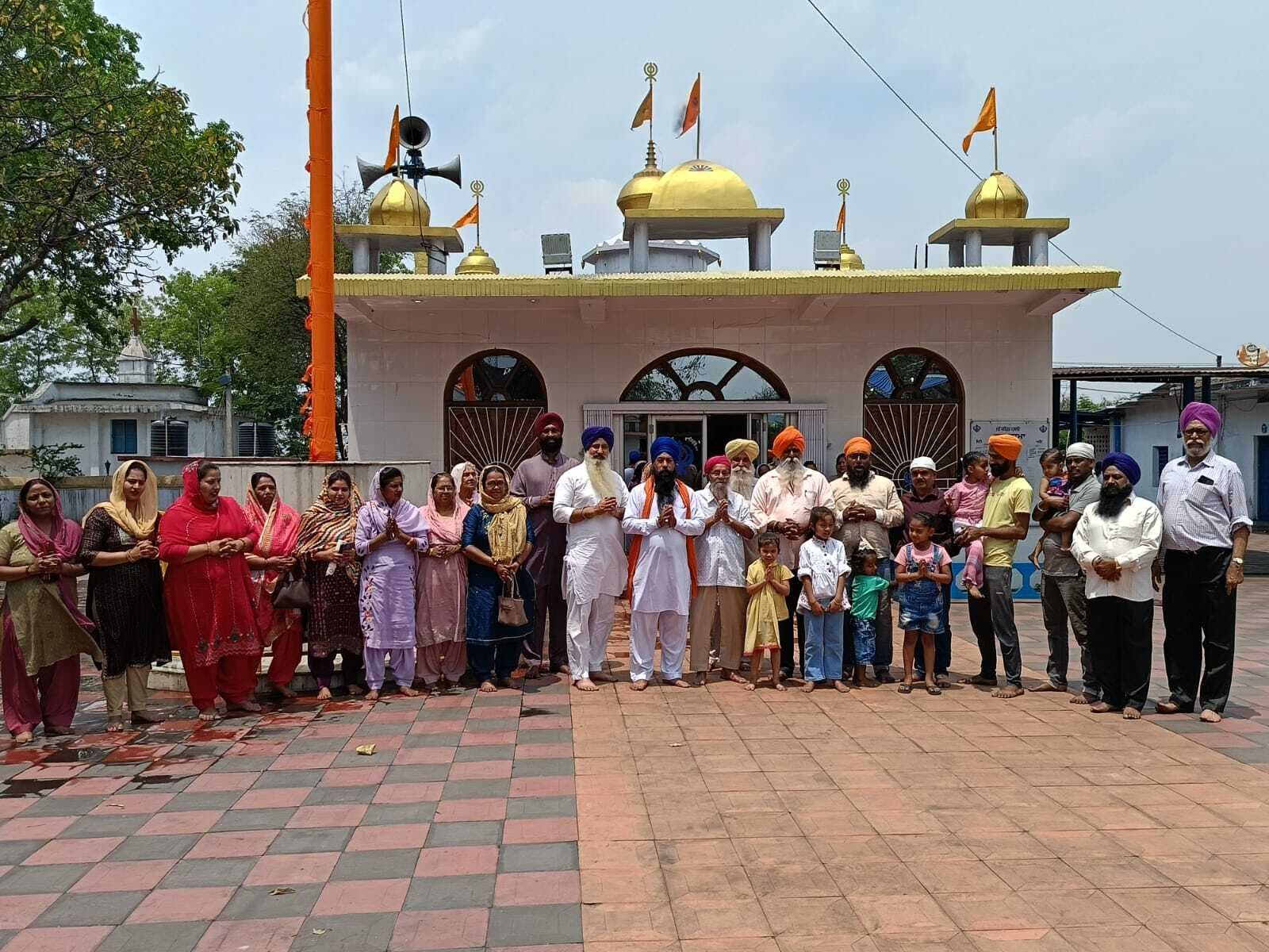 गुरुद्वारा साहेब में मनायी गयी वैशाखी