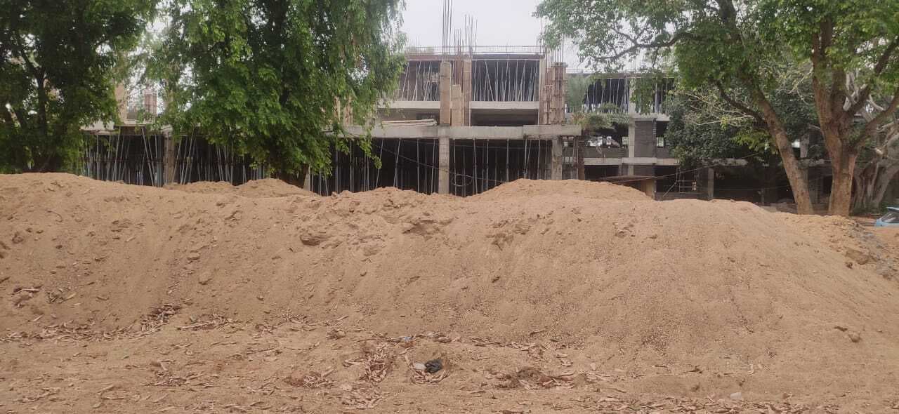 बेरोक-टोक होती है बालू की तस्करी