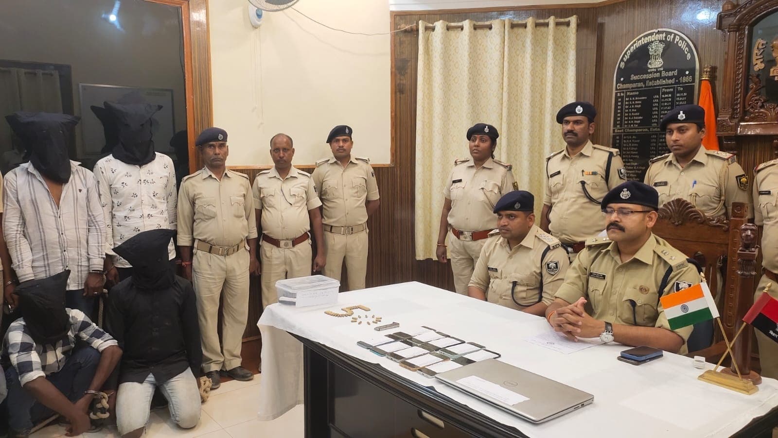 गिरफ्तार अंतर्राष्ट्रीय साइबर फ्रॉडों का पाक के करांची से मिला कनेक्शन