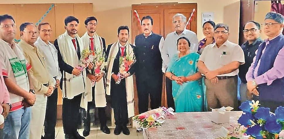 रांची विवि के विद्यार्थियों का पंजाब में बेहतर प्रदर्शन, हुए सम्मानित