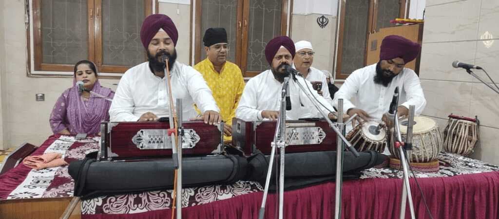 बैसाखी पर सजा विशेष दीवान